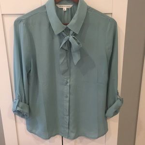 DownEast Roll With It Blouse in Nile Blue